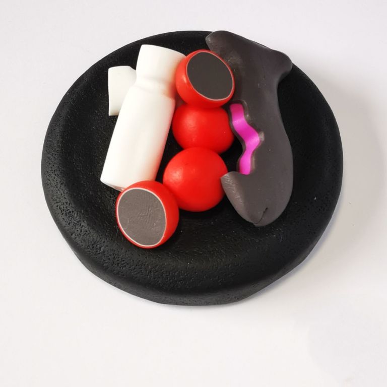 Upcycle your jar with an air-tight lid, hand-decorated in New Zealand. Decorated with polymer clay chocolate fish, jaffas and milk bottle sweets. Standard fitting  (58mm) so it fits jars you have at home. Gift boxed in an attractive matchbox.