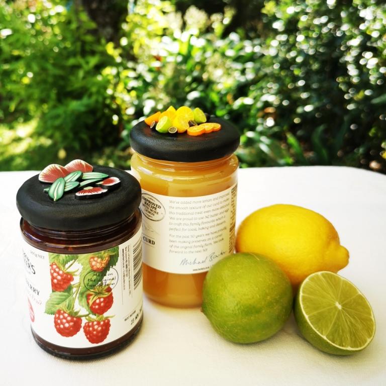 270ml glass hexagonal  jar and lid hand-decorated in New Zealand, with  an air-tight lid decorated with miniture oranges, lemons, limes and passionfruit. Ready to be filled with jam, marmalaide, sweets or other treasures.